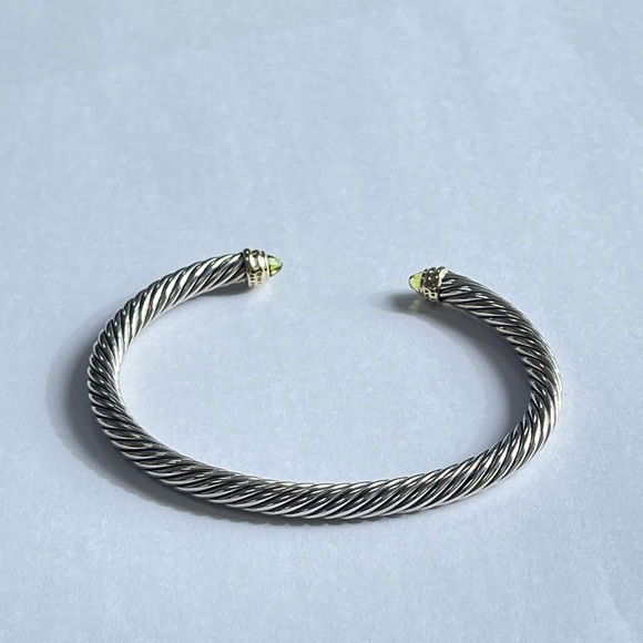 David Yurman Cable Classics Bracelet with 14k Gold & Peridot - Picture 9 of 10